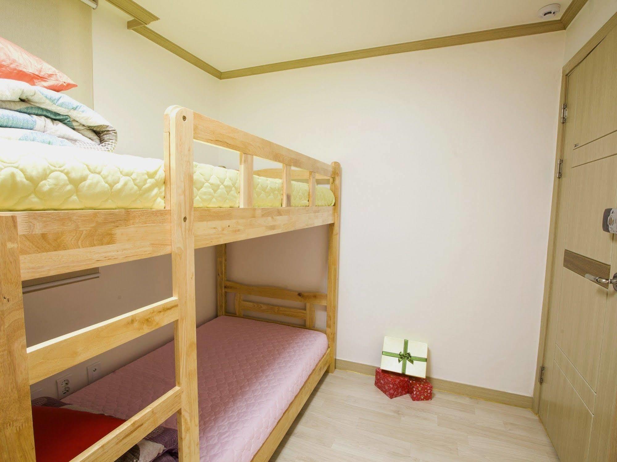 Seoul Corner Guesthouse Экстерьер фото