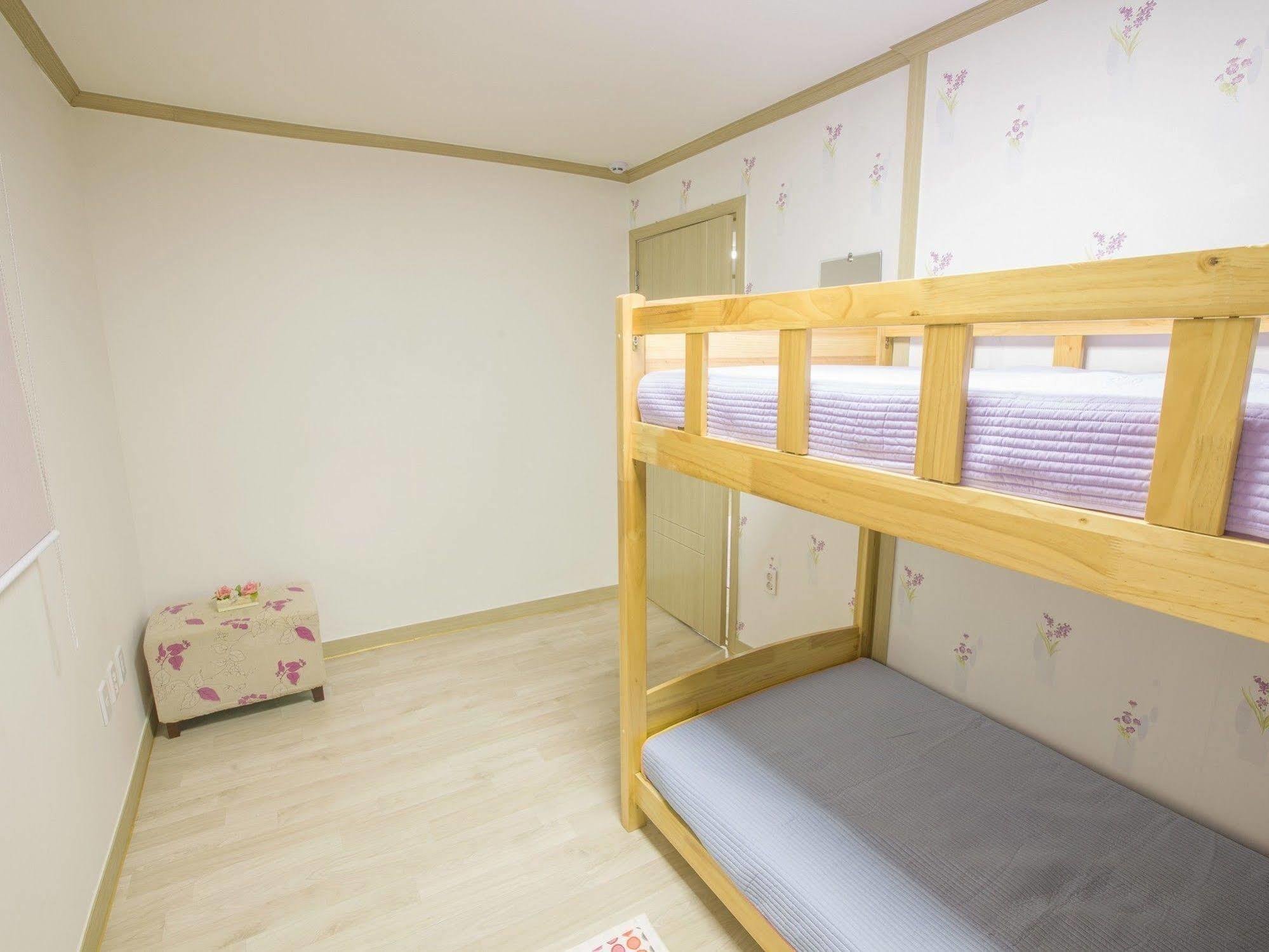 Seoul Corner Guesthouse Экстерьер фото
